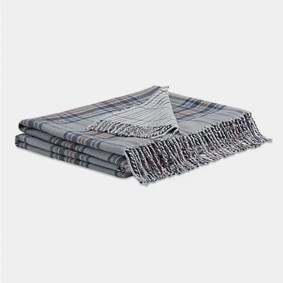 Hudson's Bay Reversible Finley Throw Blanket in Grey, Navy and Brown Tartan - Picture 4 of 6